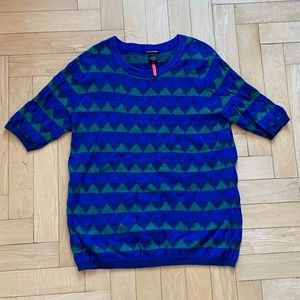 CLUB MONACO SWEATER WITH GEO TRIANGLE DESIGN